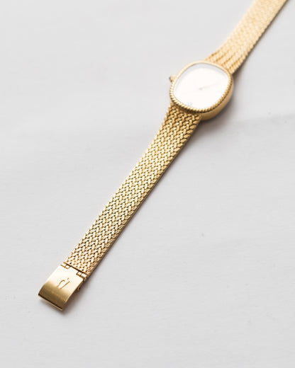 Vintage Gold Bulova with Wheat Chain Bracelet watch