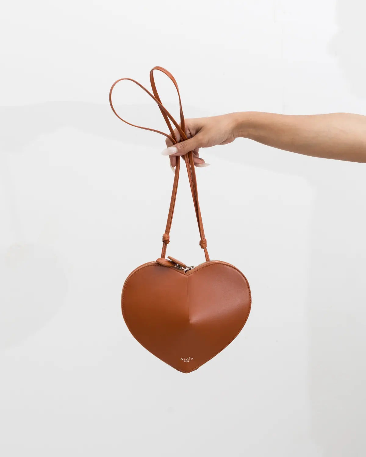 Alaïa heart bag