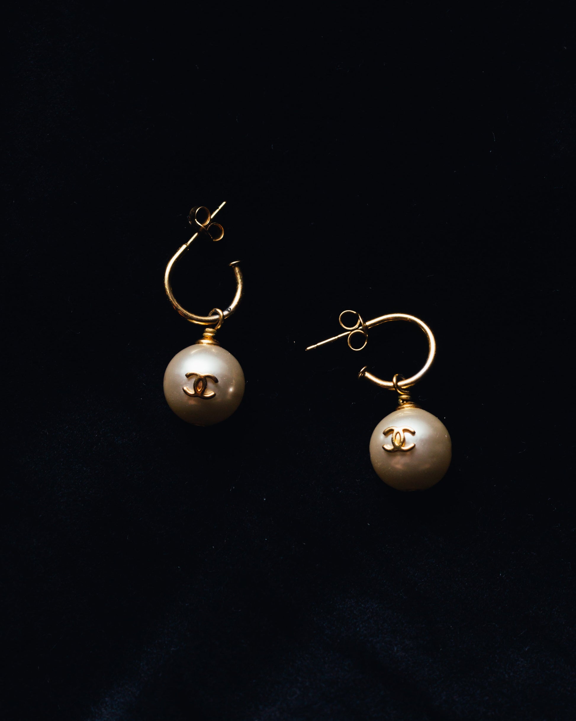 Pearl drop earrings