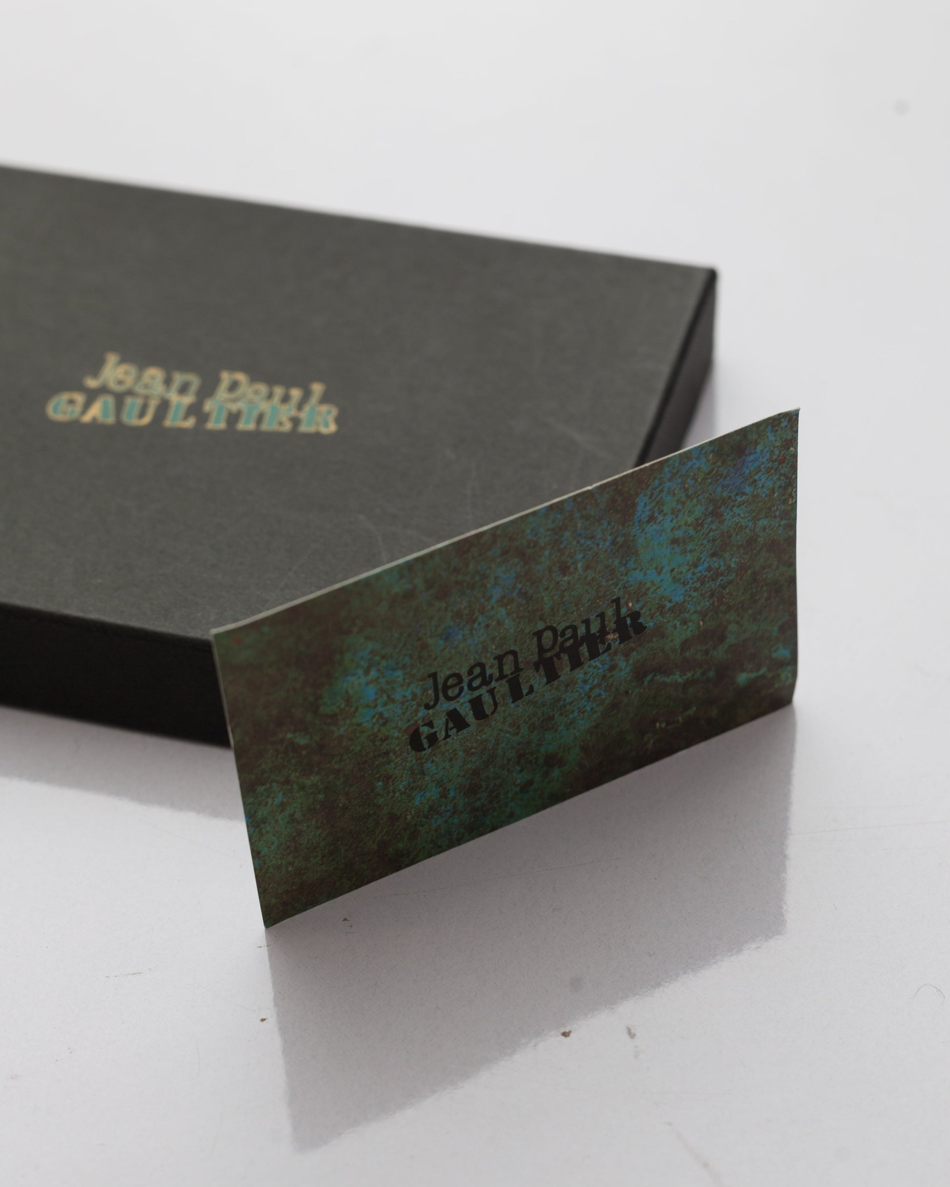 Cigarette case