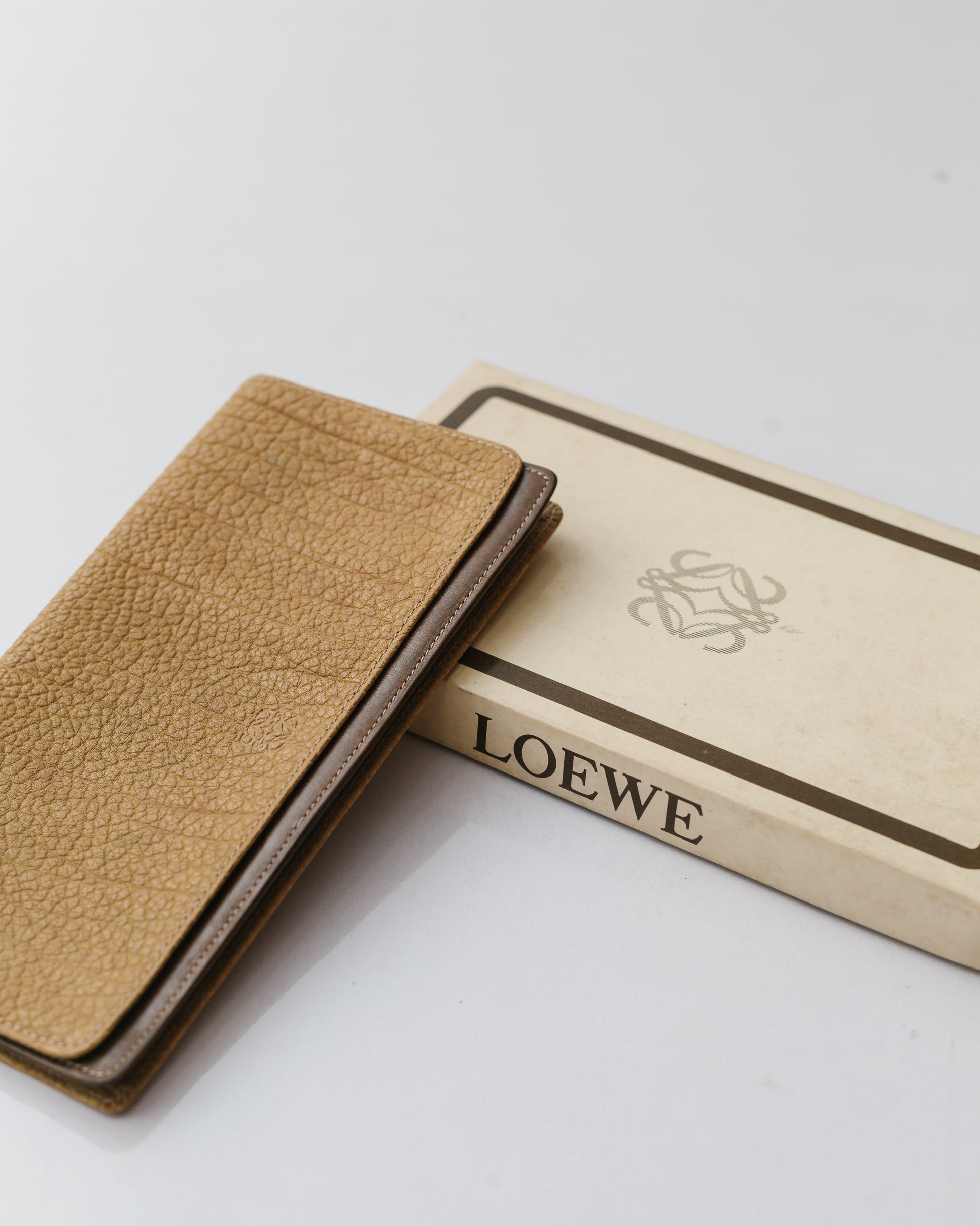 Loewe continental purse