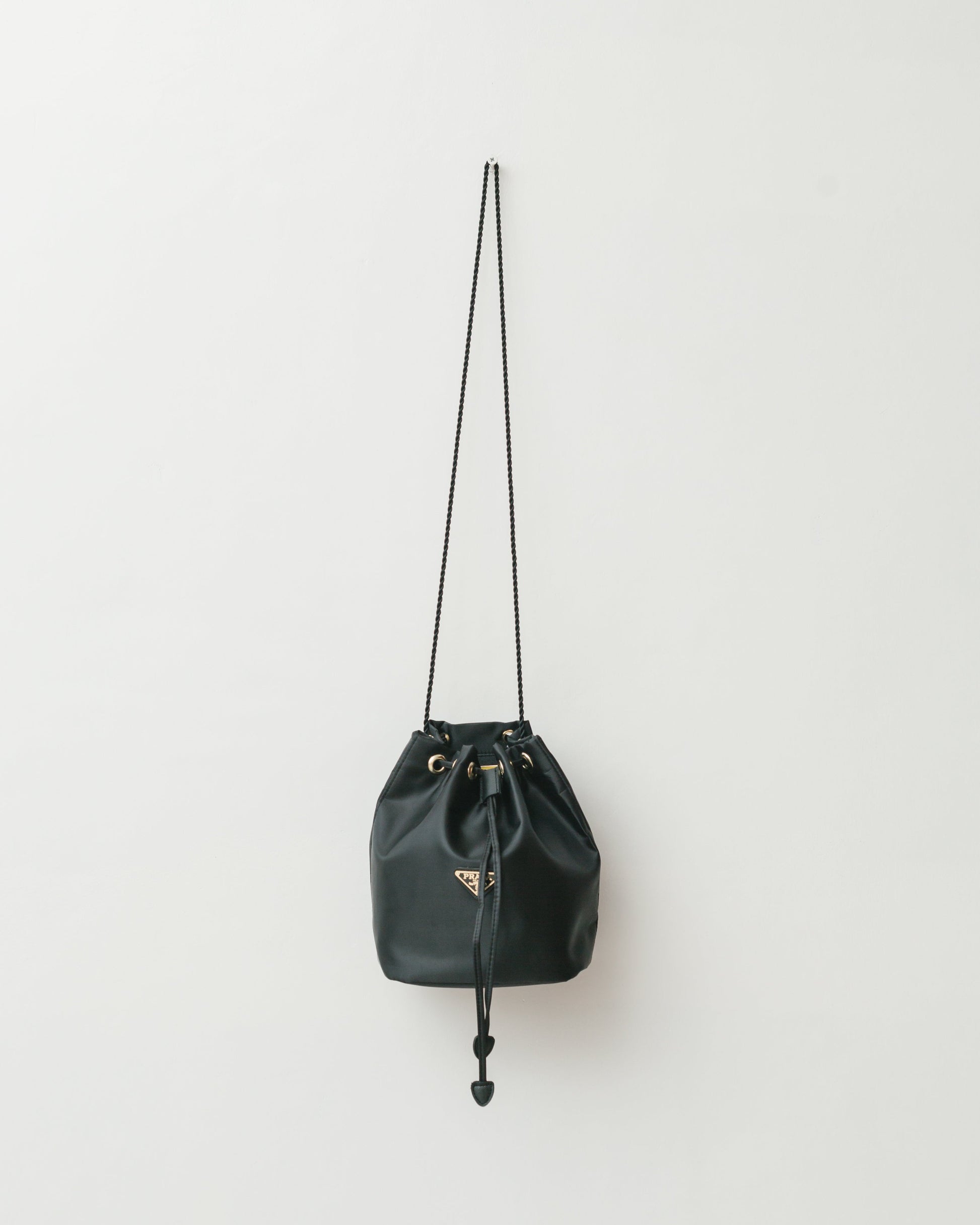 Drawstring nylon bucket bag