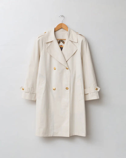 Eggshell short trench