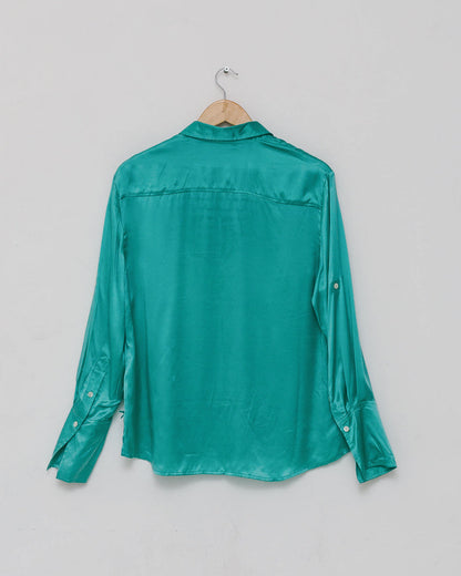 Élégance green silk shirt