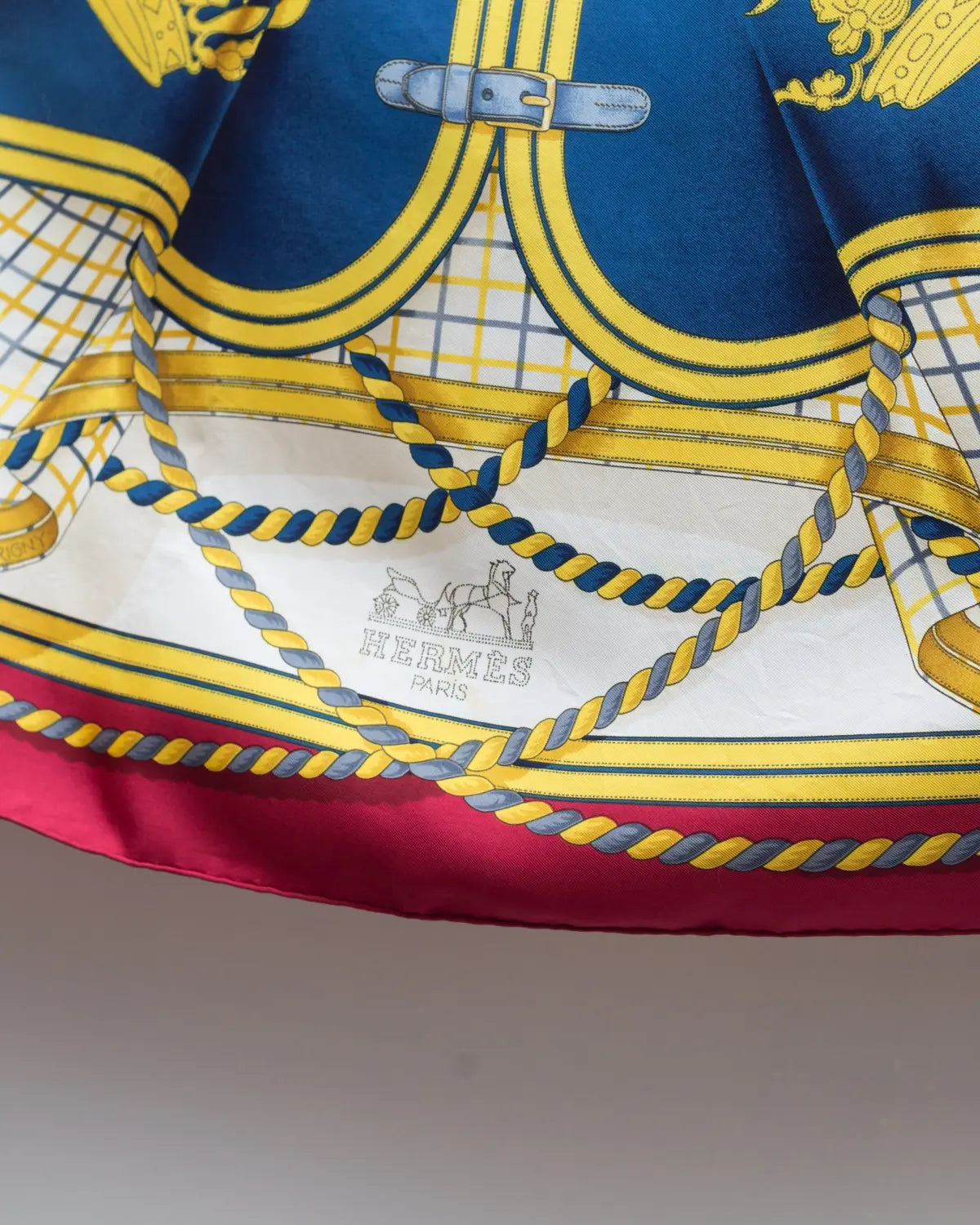 Hermés grande tenue silk scarf