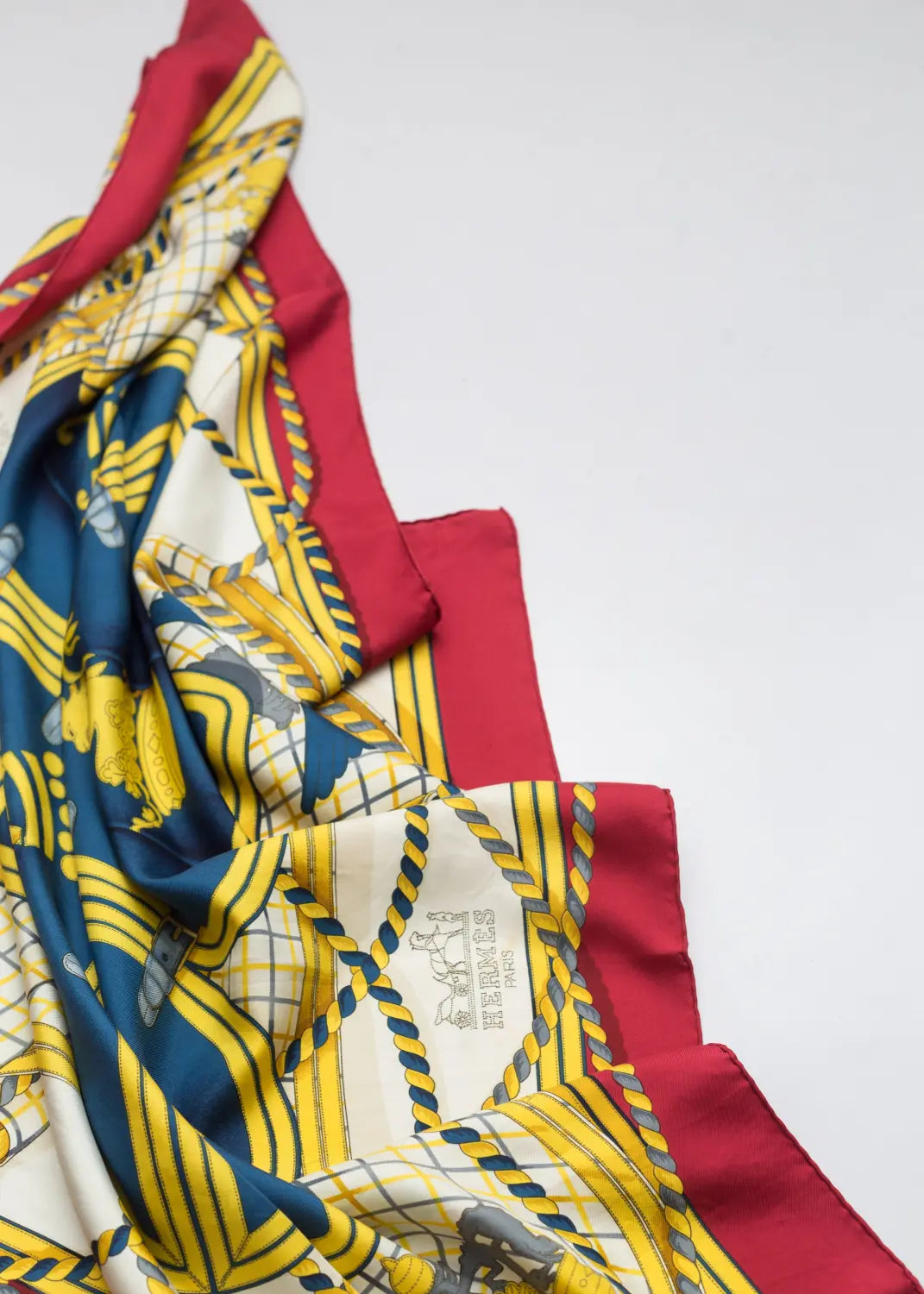 Hermés grande tenue silk scarf
