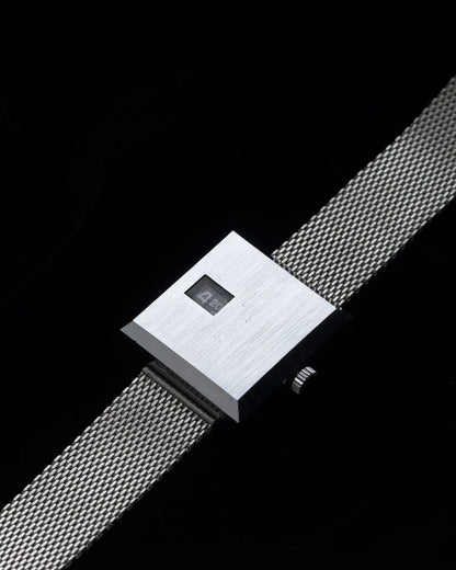 Aimée hand wound jump hour watch