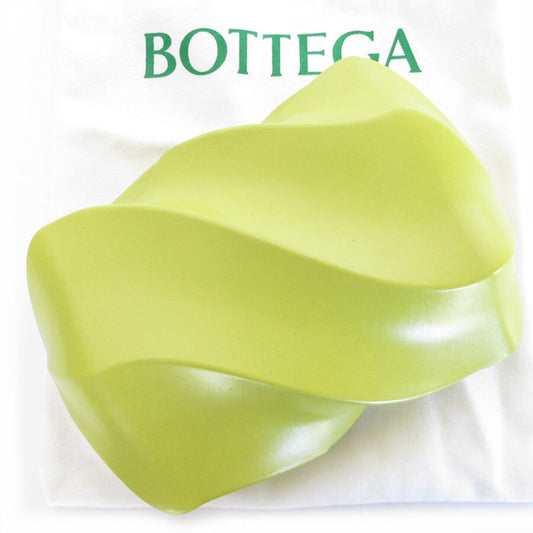 Bottega Veneta Kiwi Gold Leather Clutch Bag with Magnetic Closure