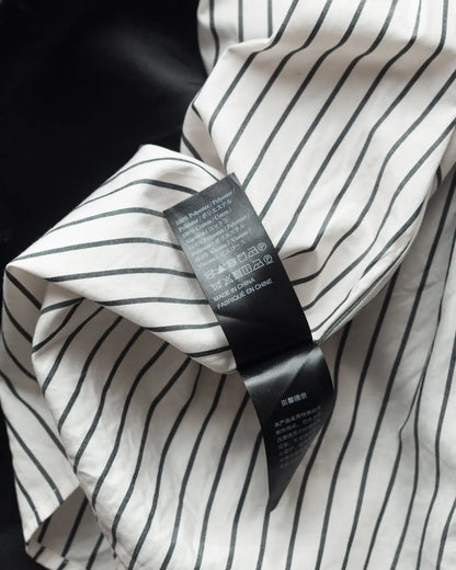 Kimhekim x mo&co kimhēkim x mo & co. ‘love united’ blazer