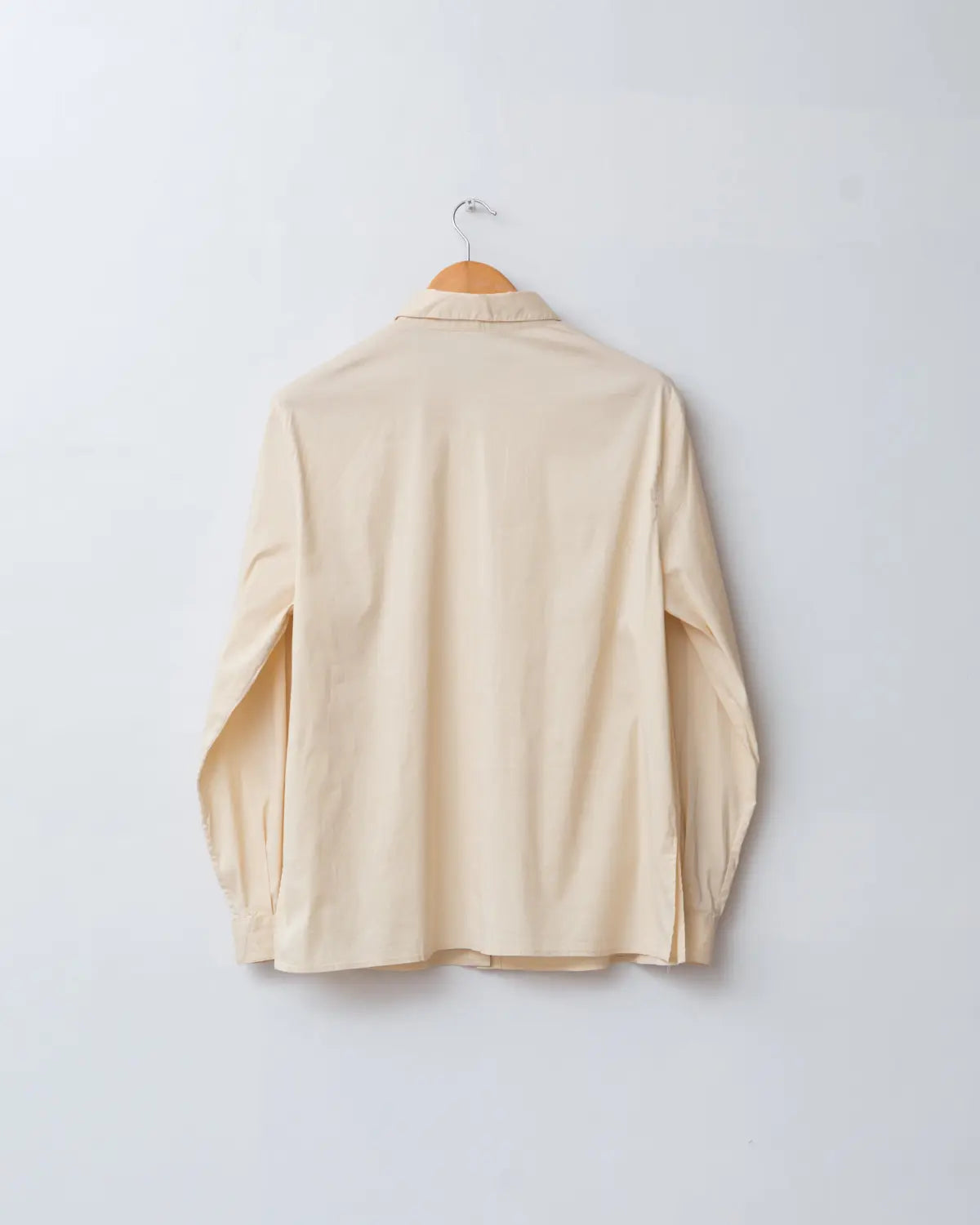 Burberrys logo embroidered button down