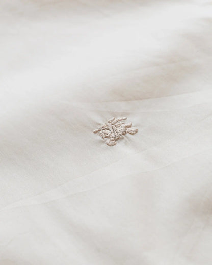 Burberrys logo embroidered button down