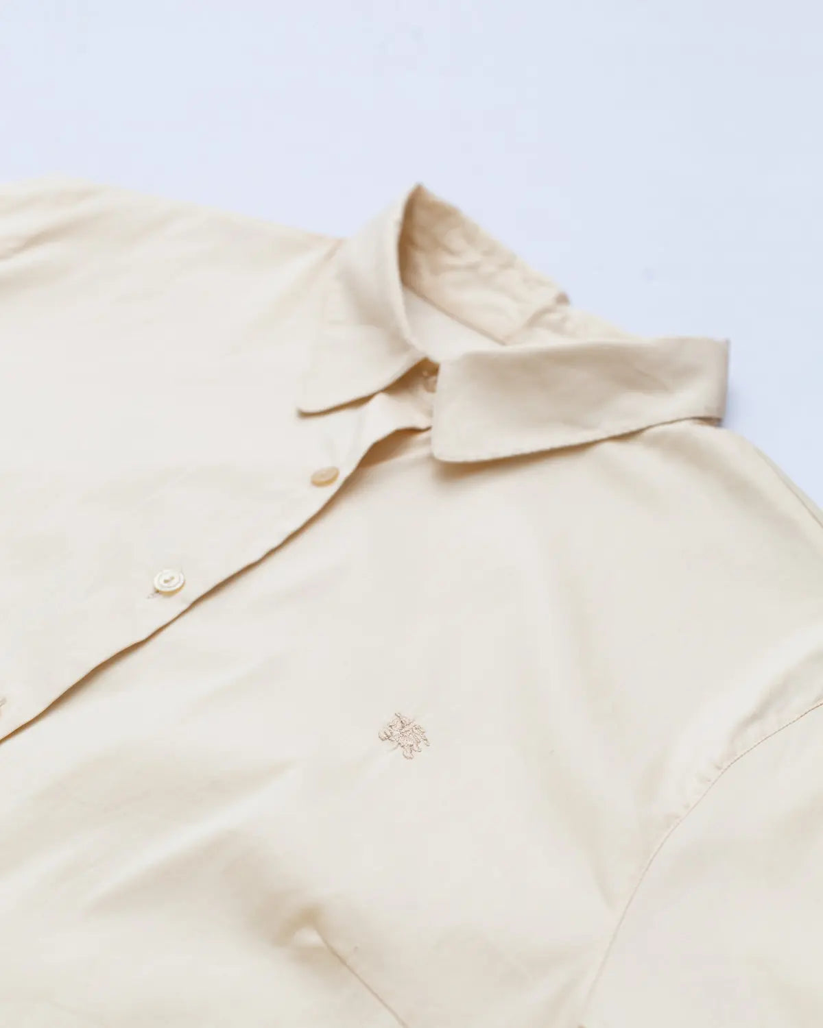 Burberrys logo embroidered button down