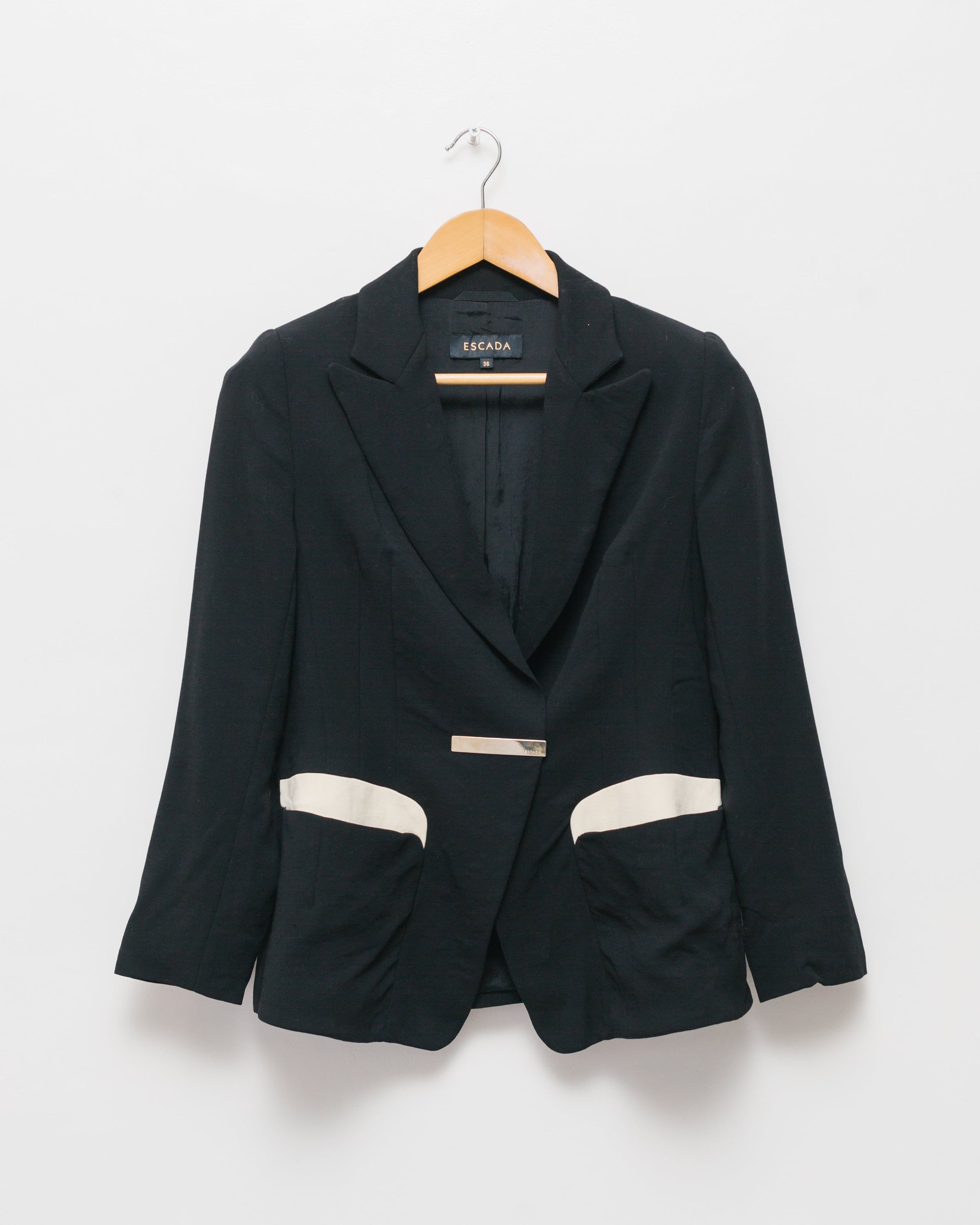 Logo plaque wool blazer