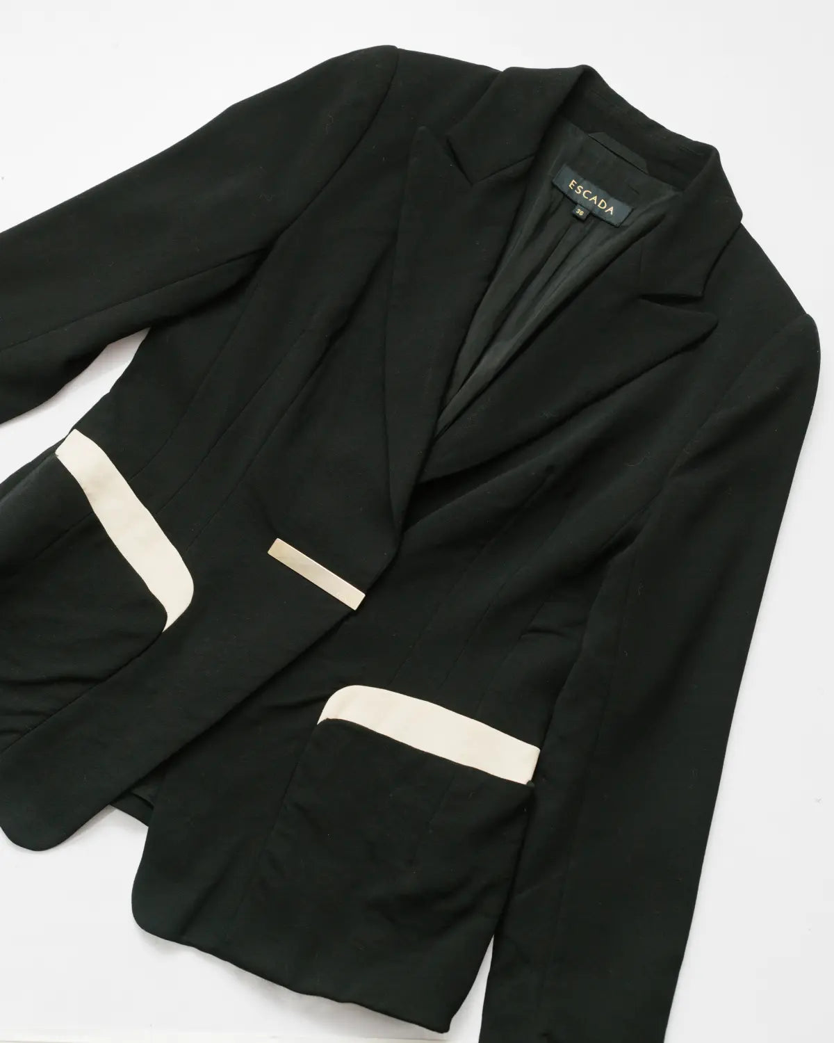 Logo plaque wool blazer