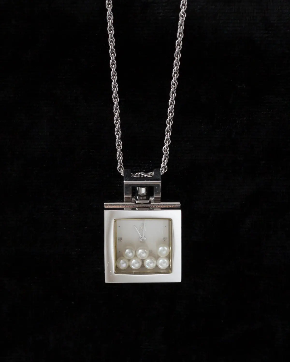 Mikimoto floating pearls pendant watch