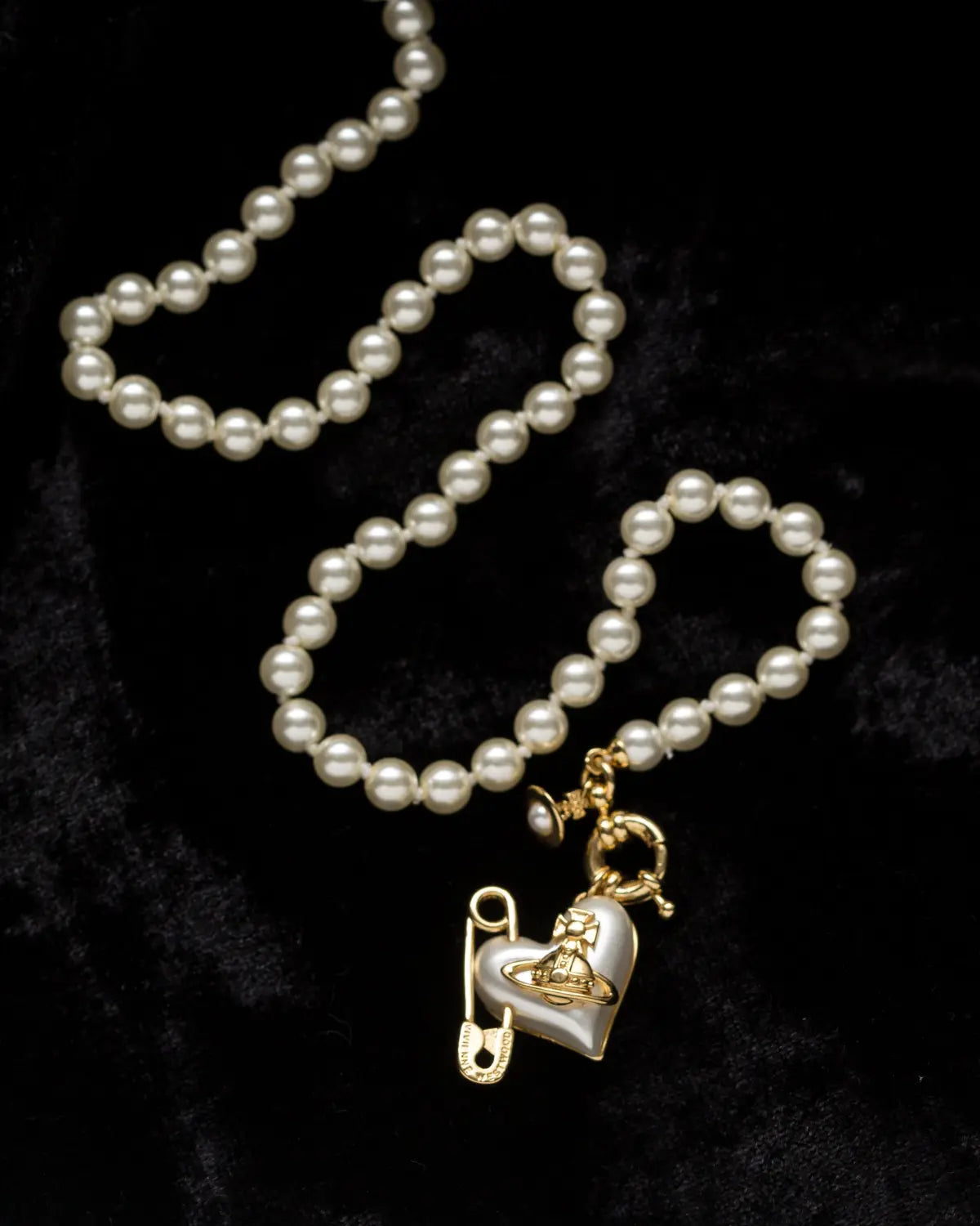 Vivienne westwood orietta heart pearl necklace