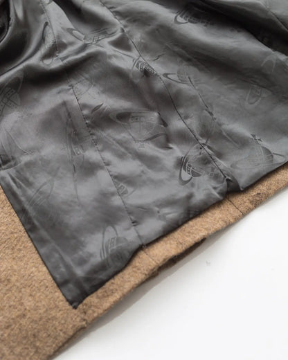 Peak-lapel blazer