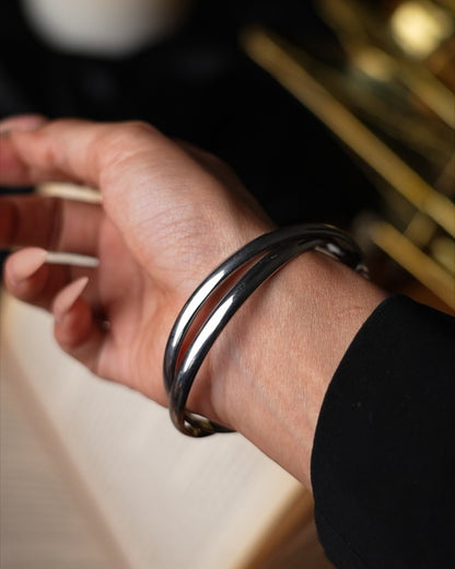 Vintage 1990s Seiko Double Bangle