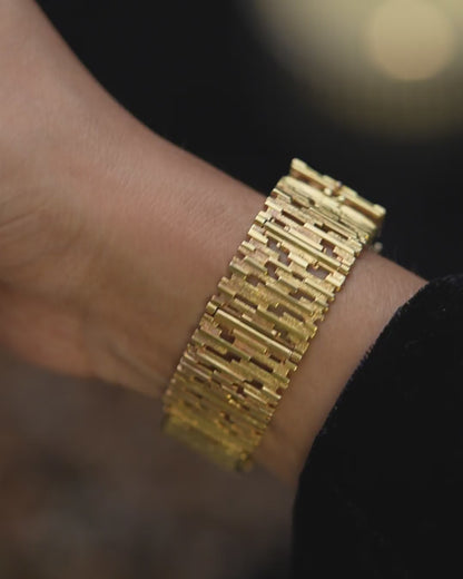 1970s Bulova Hidden Face