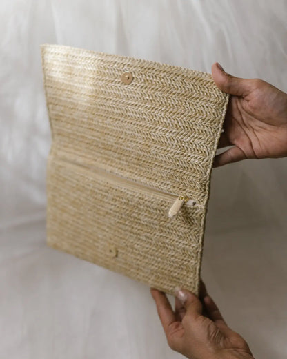 Raffia clutch bag