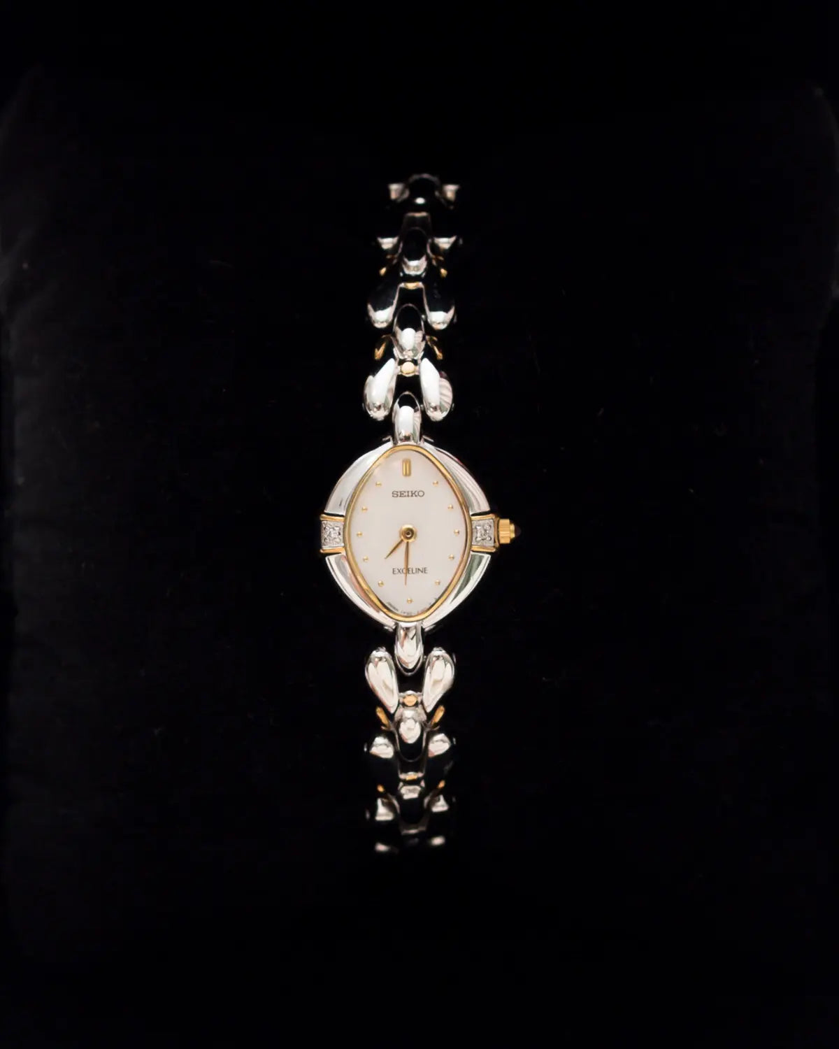 Quartz rare seiko exceline with mop dial watch