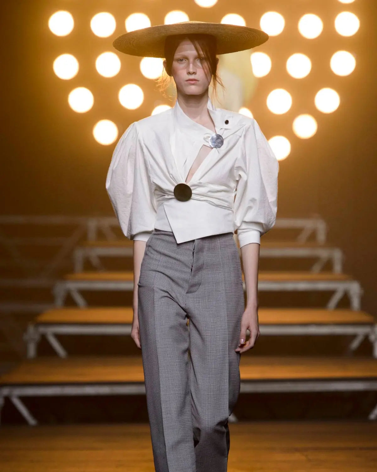 Jacquemus ss17 les santons de provence white cotton top