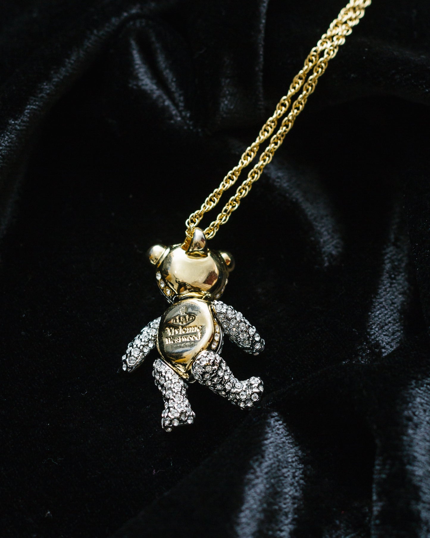 Studded teddy necklace