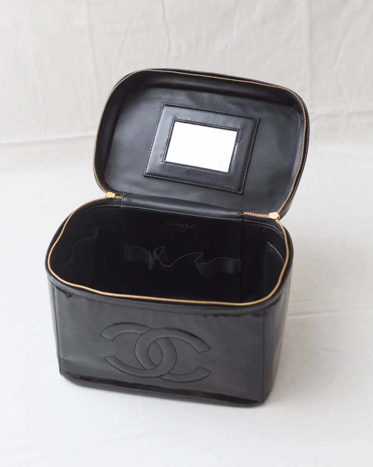 Chanel vintage 1996-1997 vanity 2-way