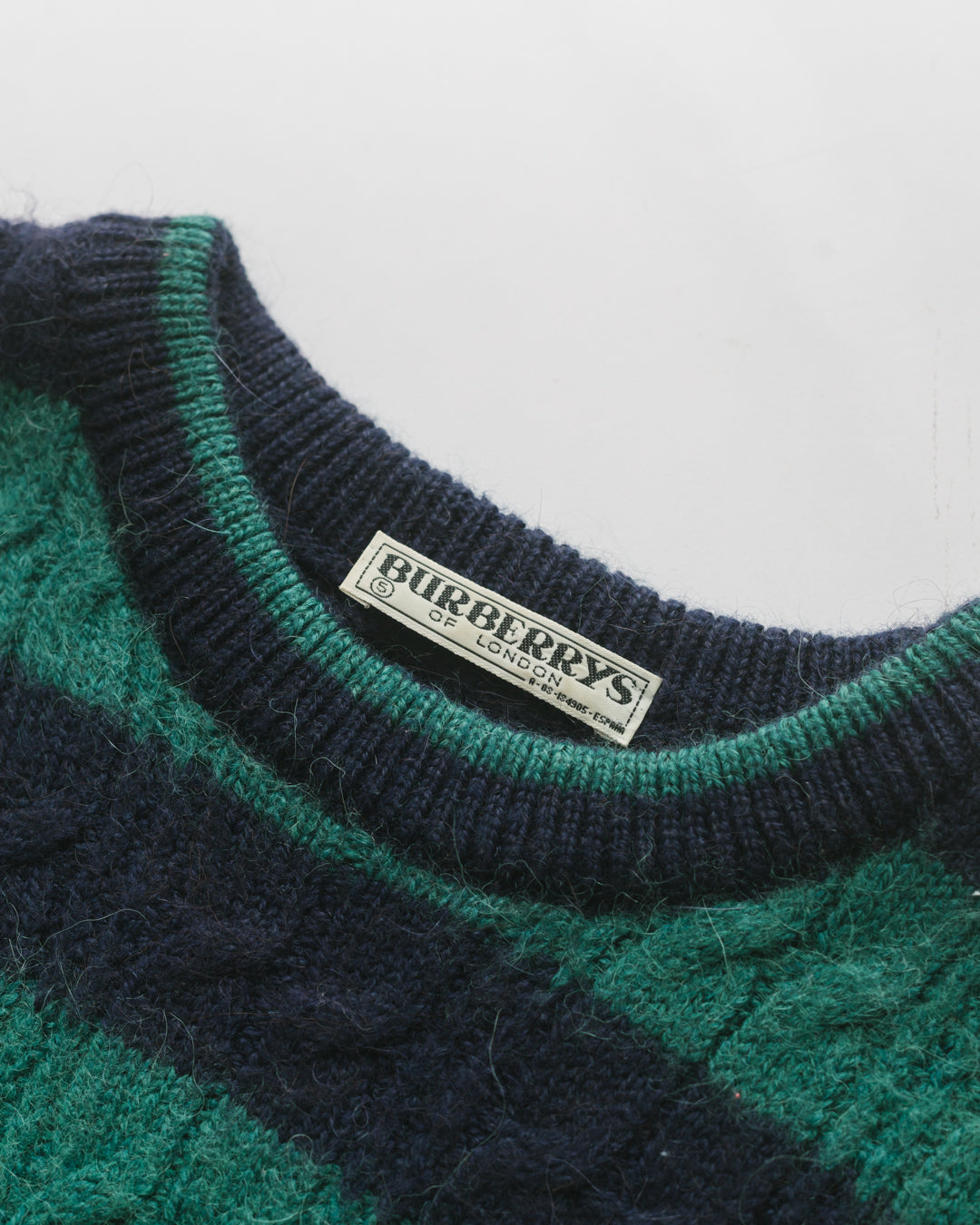 Vintage burberry alpaca & wool pullover