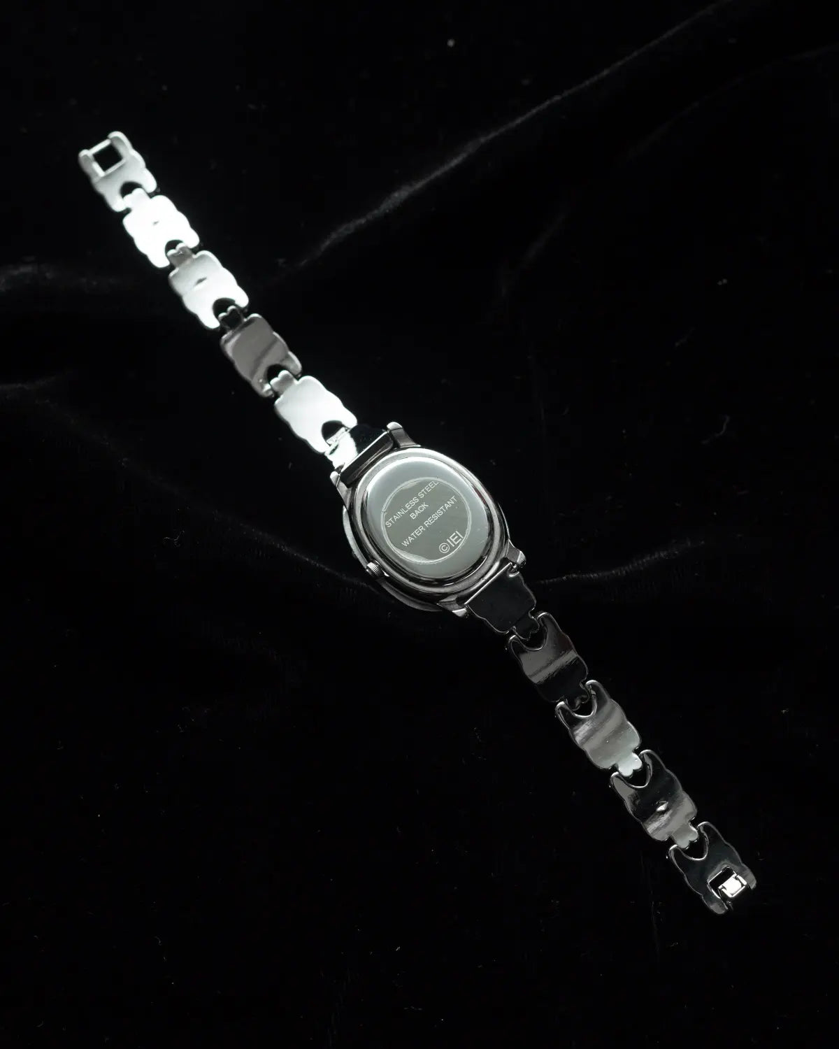 Handpicked by aimée vintage cameo watch