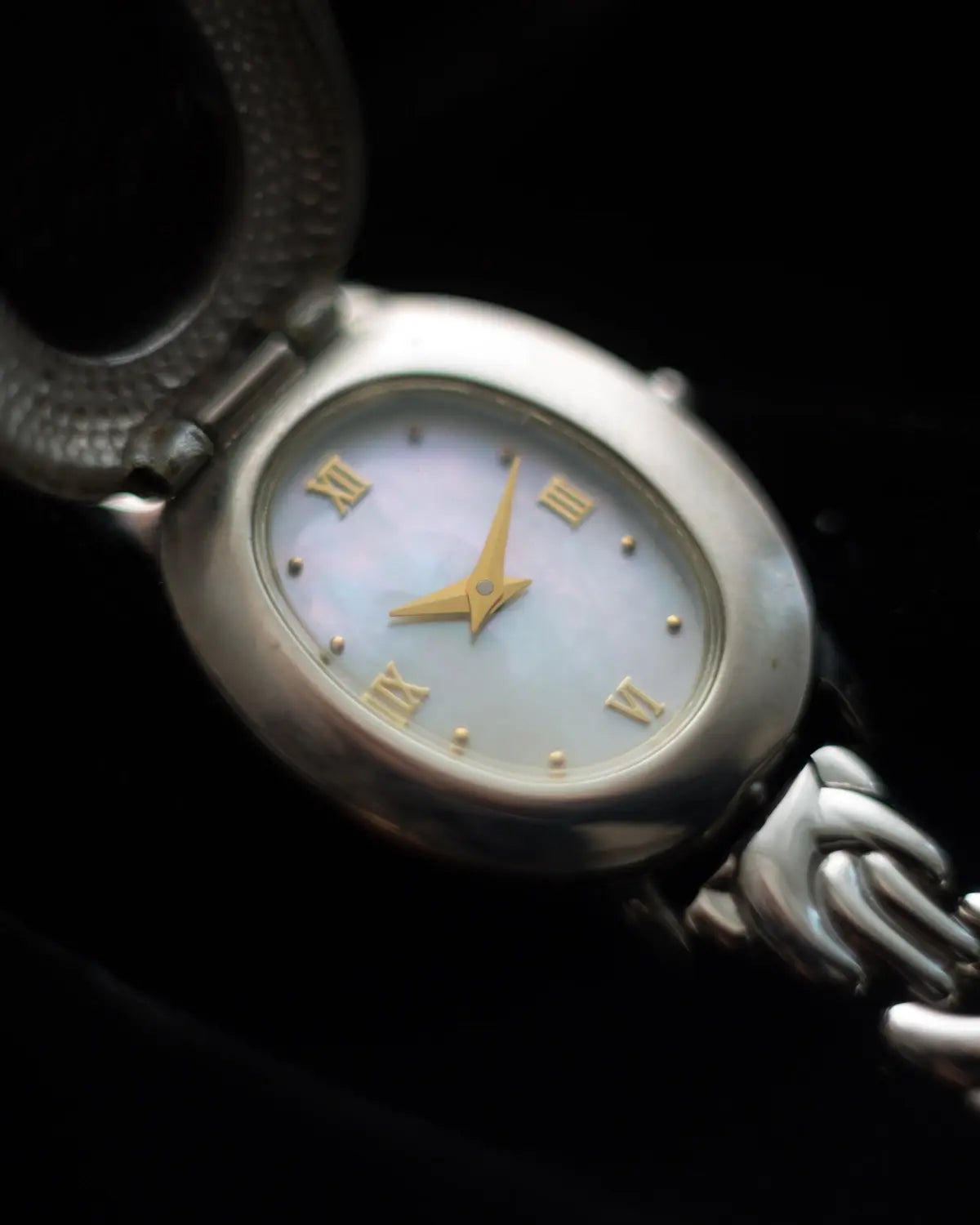 Handpicked by aimée vintage cameo watch