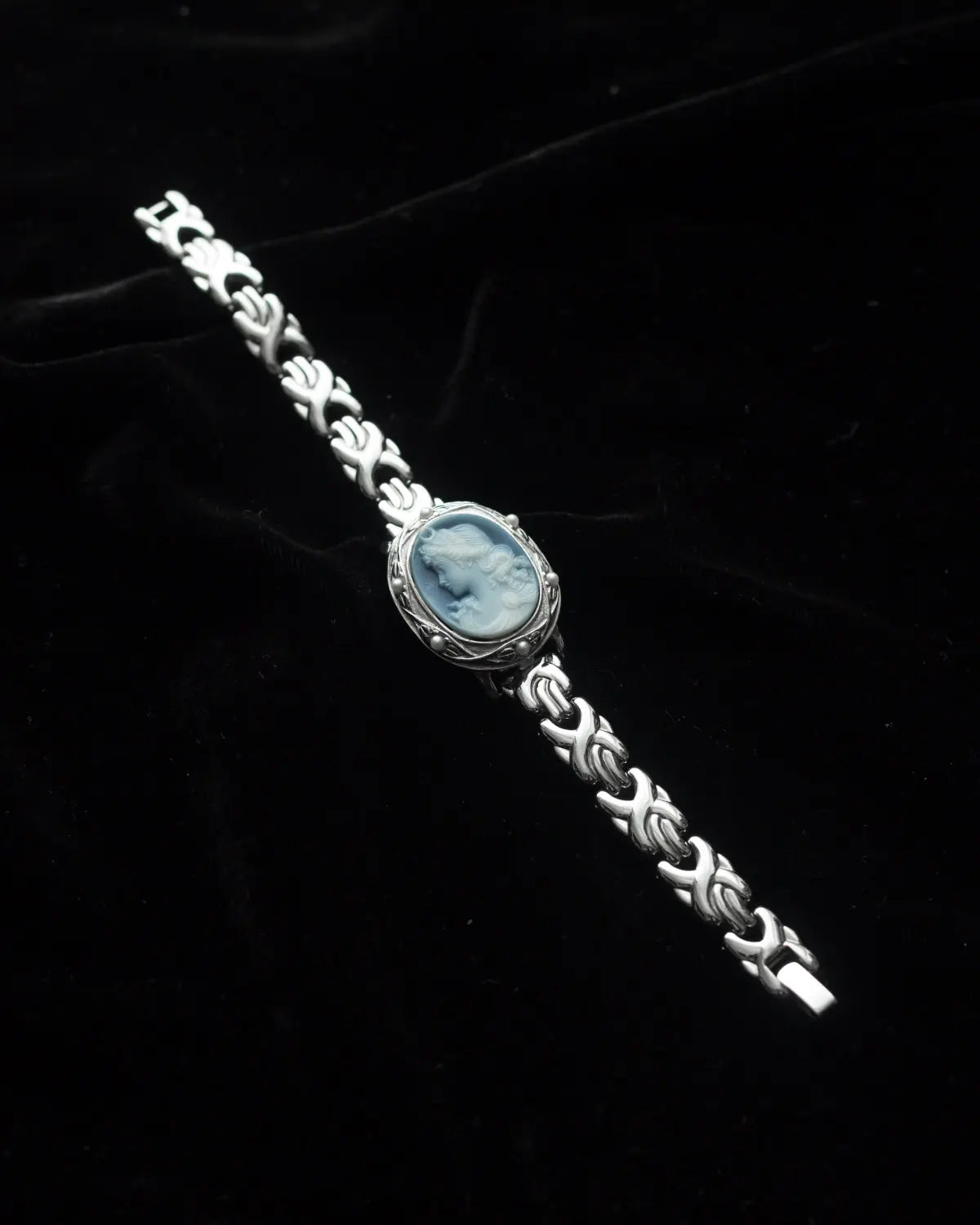 Handpicked by aimée vintage cameo watch