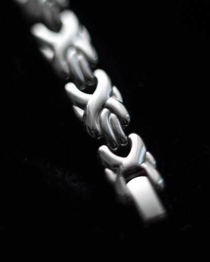 Handpicked by aimée vintage cameo watch