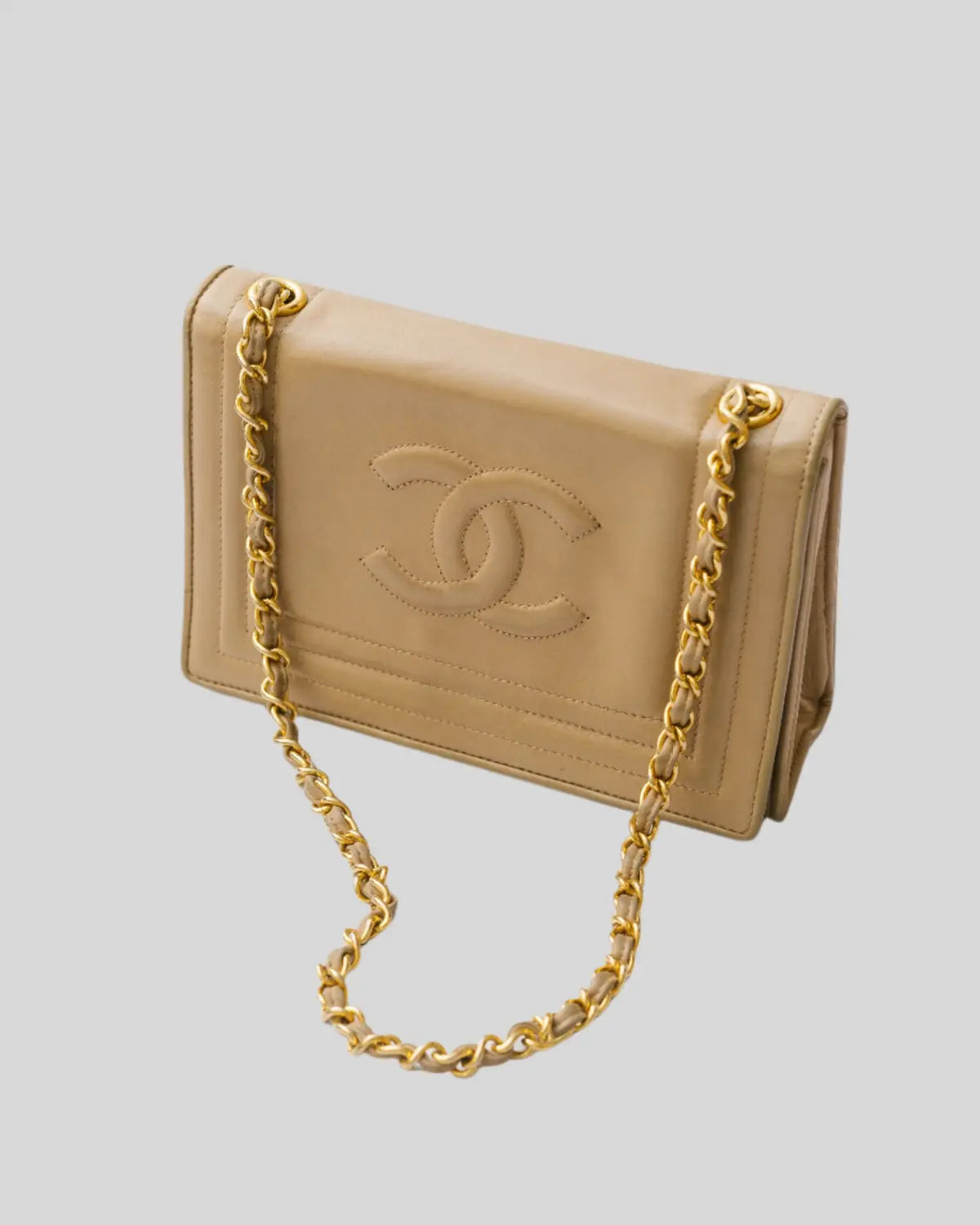 Vintage flap bag in lambskin