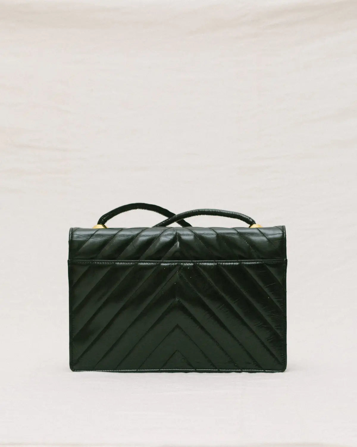 Chevron flap shoulder/crossbody
