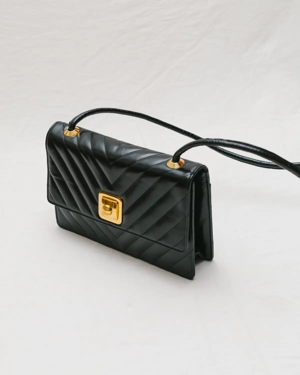 Chevron flap shoulder/crossbody