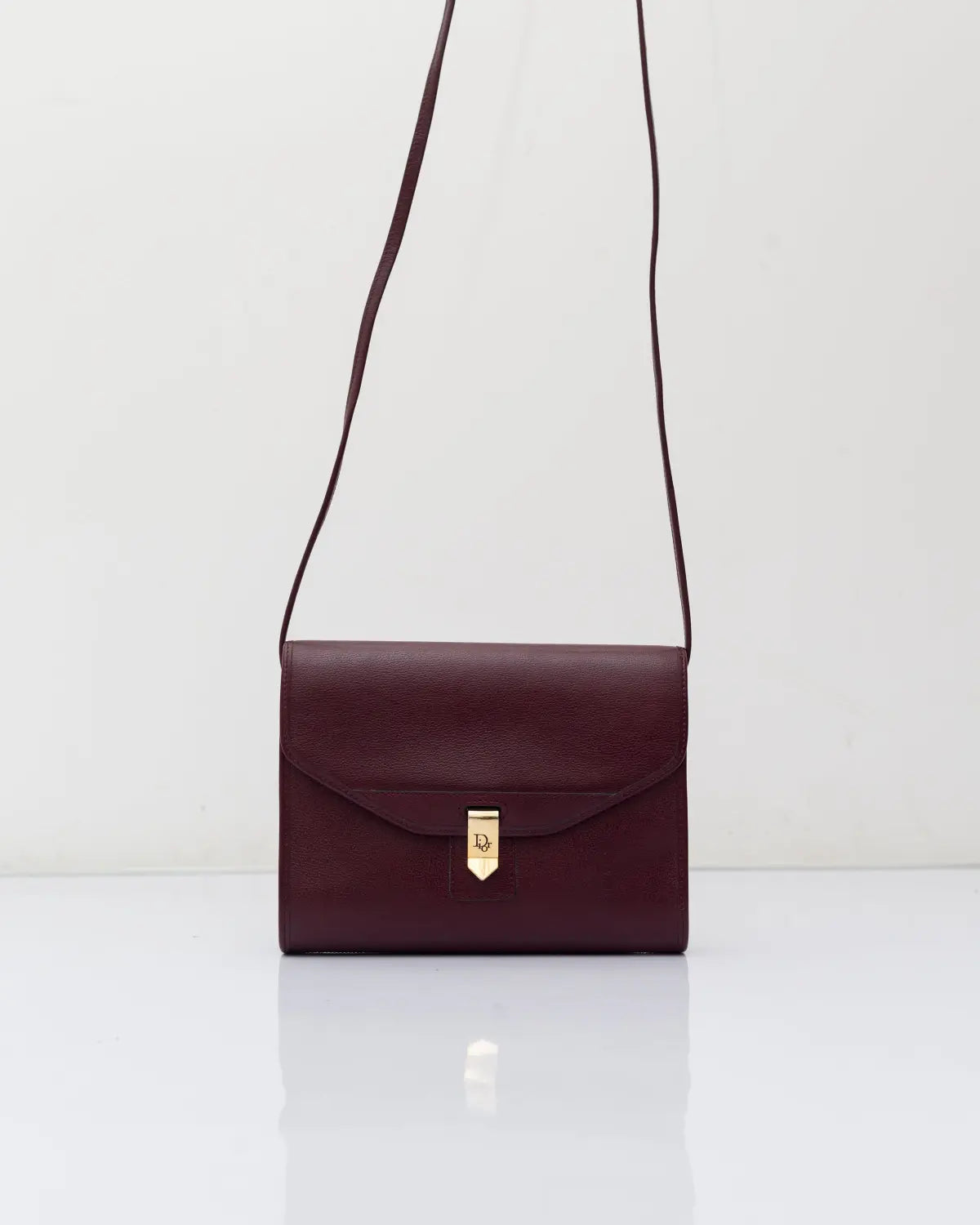 Christian dior vintage bordeaux handbag