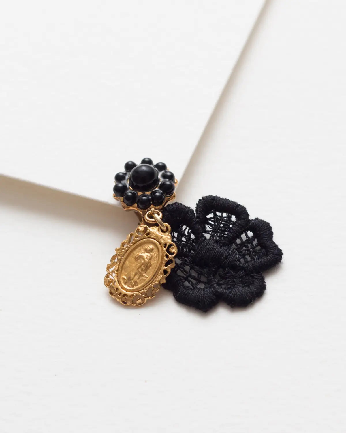 Dolce & gabbana vintage earring/necklace set