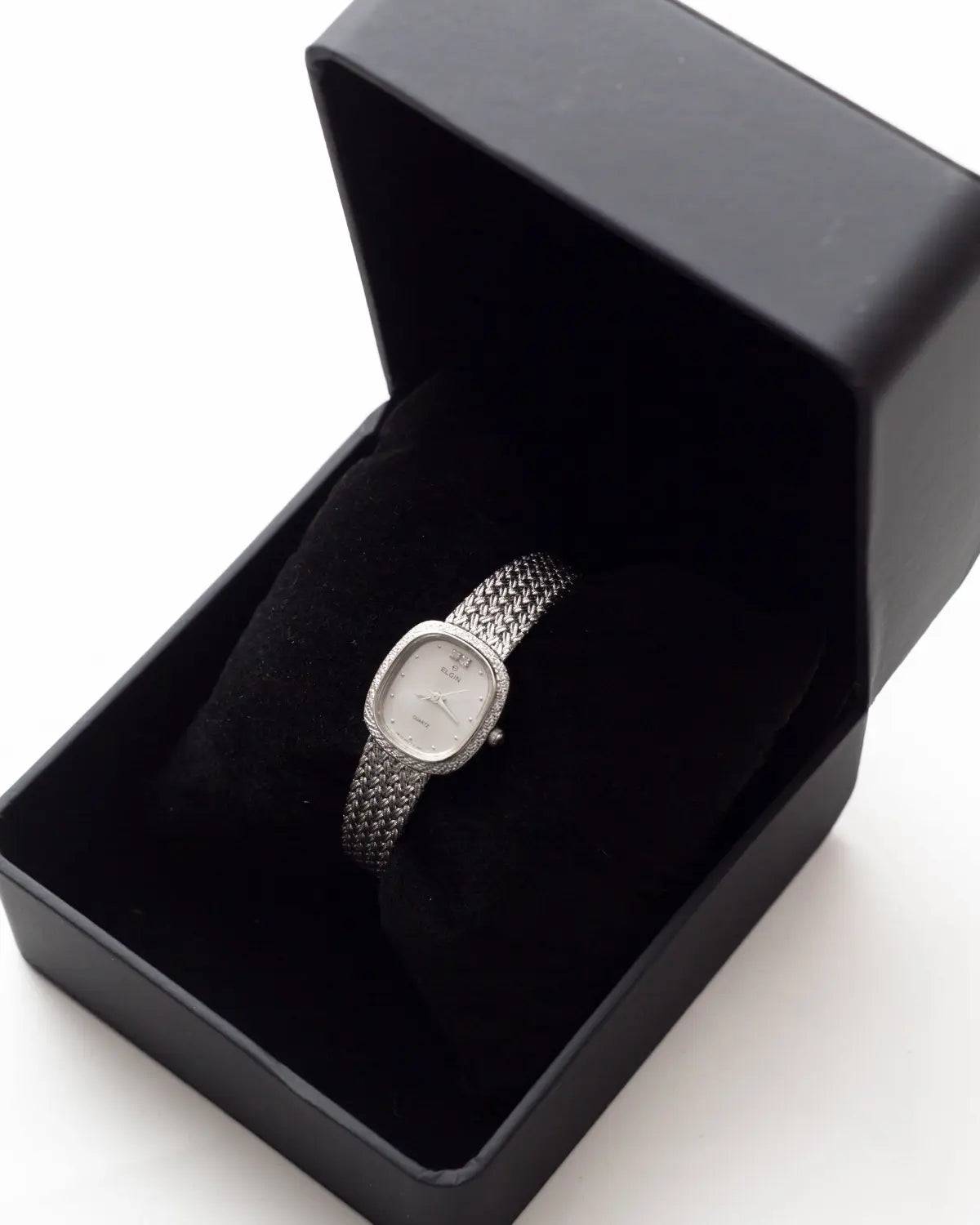 Quartz vintage elgin with wheat chain bracelet watch