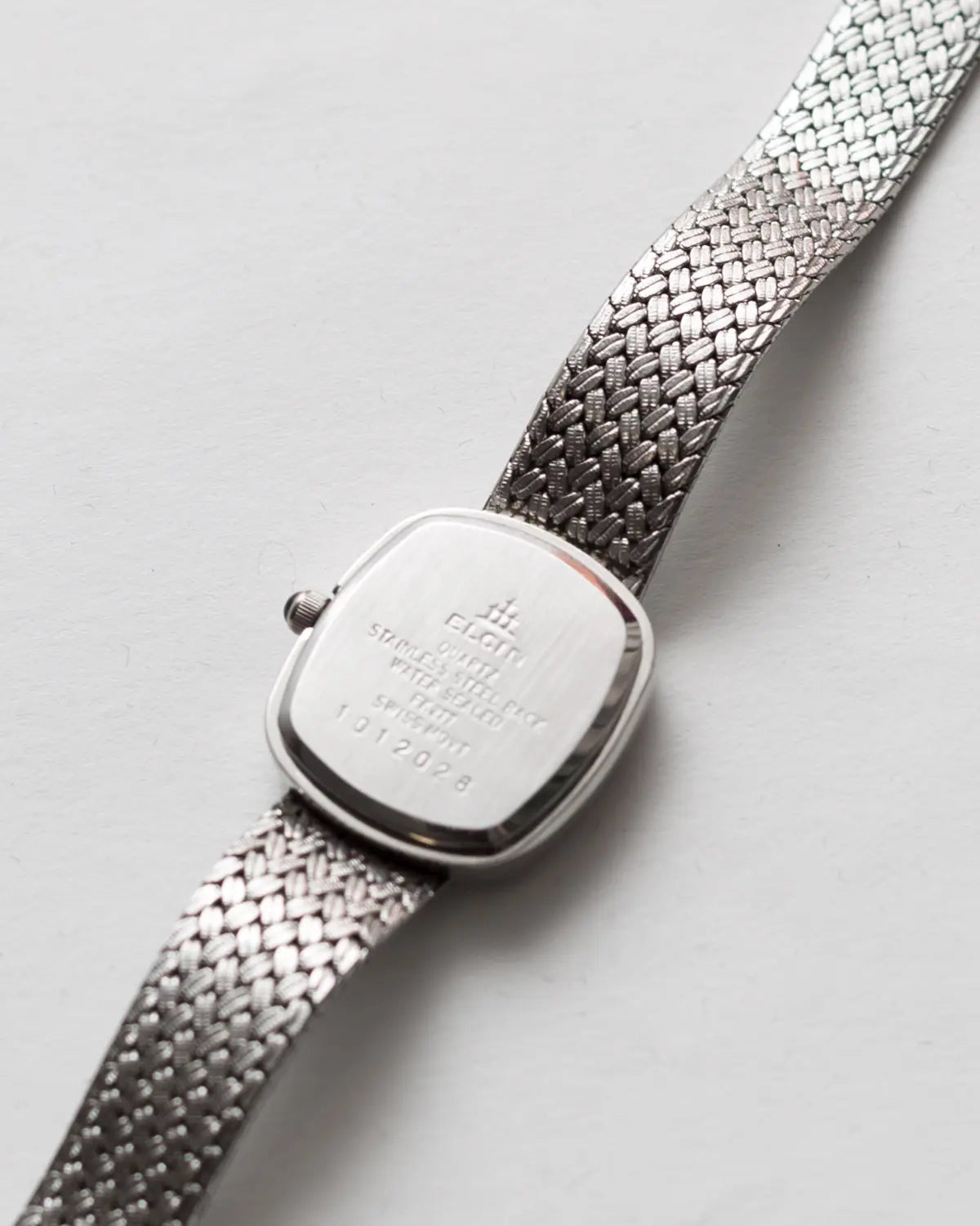 Quartz vintage elgin with wheat chain bracelet watch