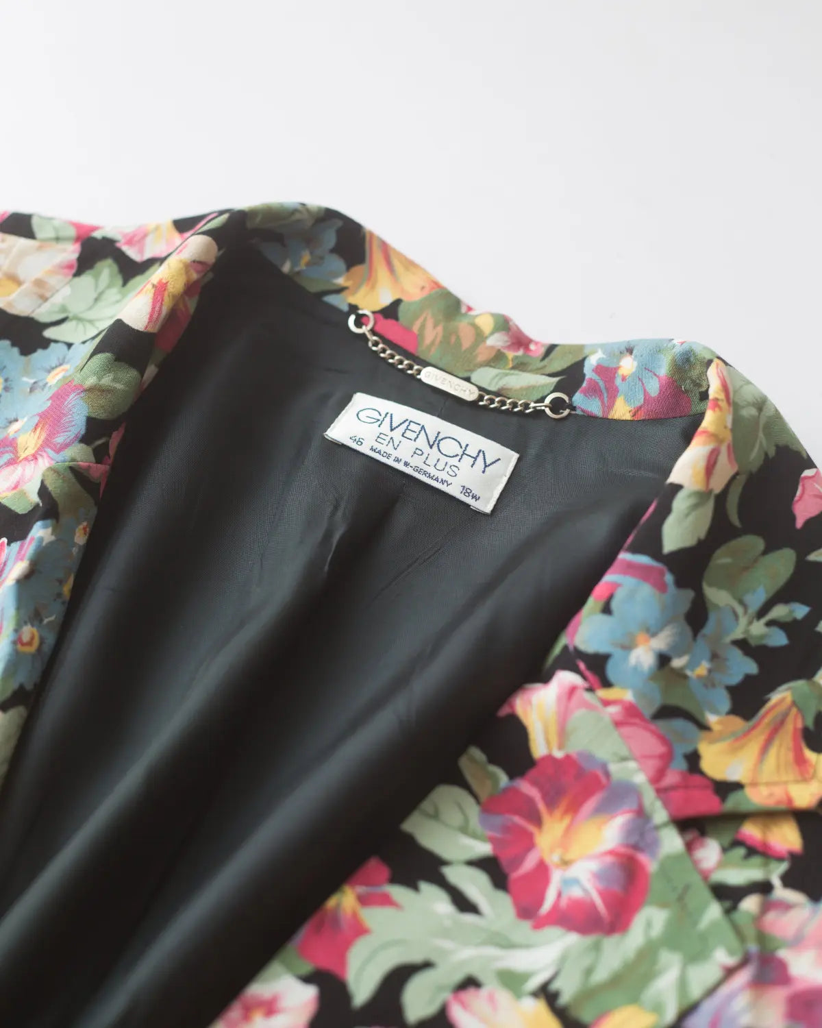 Givenchy vintage floral blazer