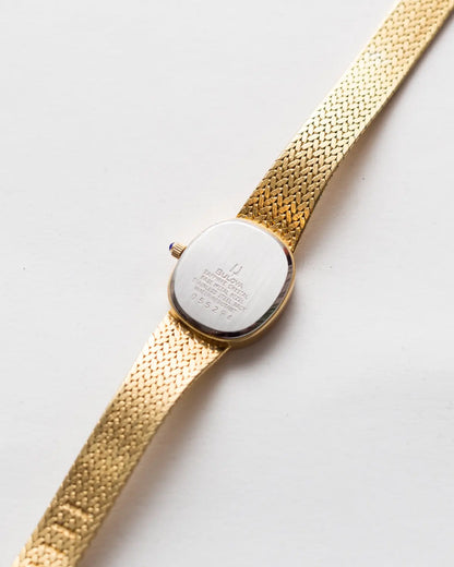 Quartz vintage gold bulova with wheat chain bracelet watch