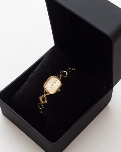 Quartz vintage gold on rado watch