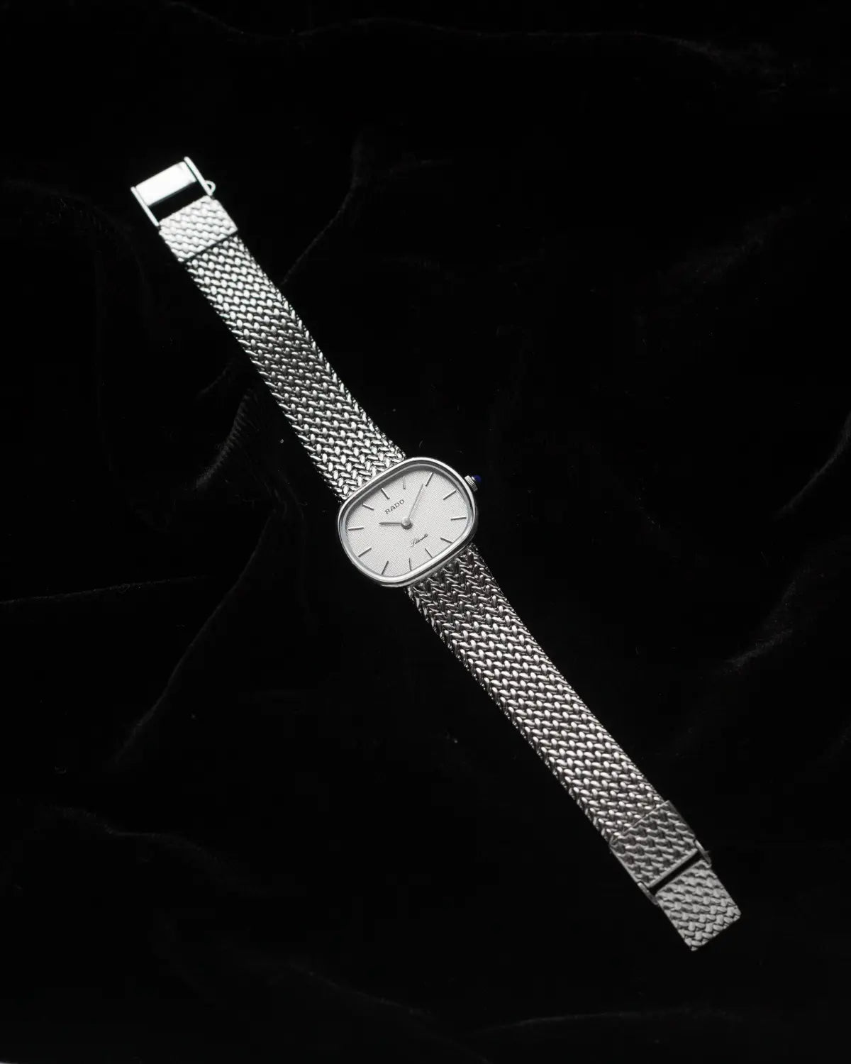 Rado vintage silhouette