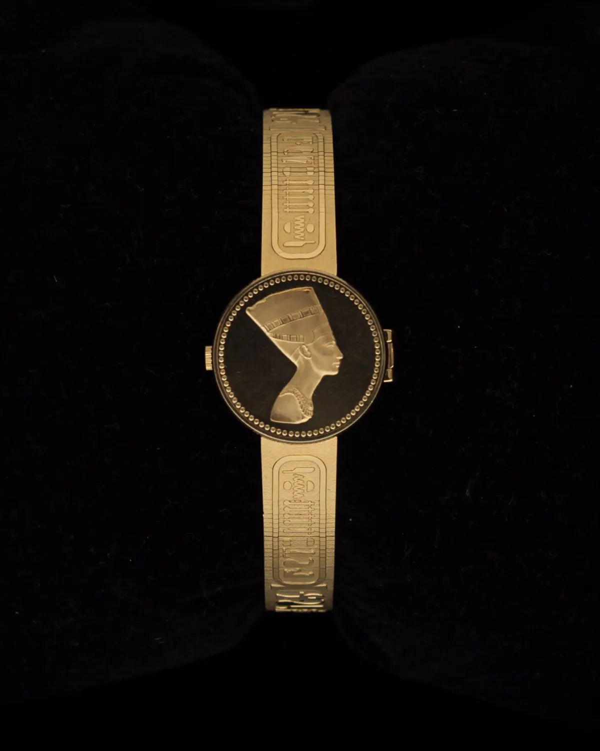 Seiko vintage nefertiti