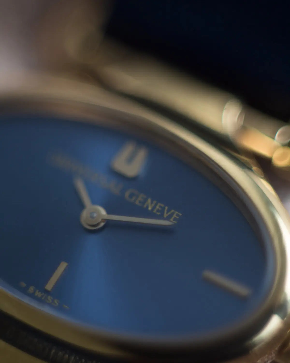 Universal geneve vintage oval watch