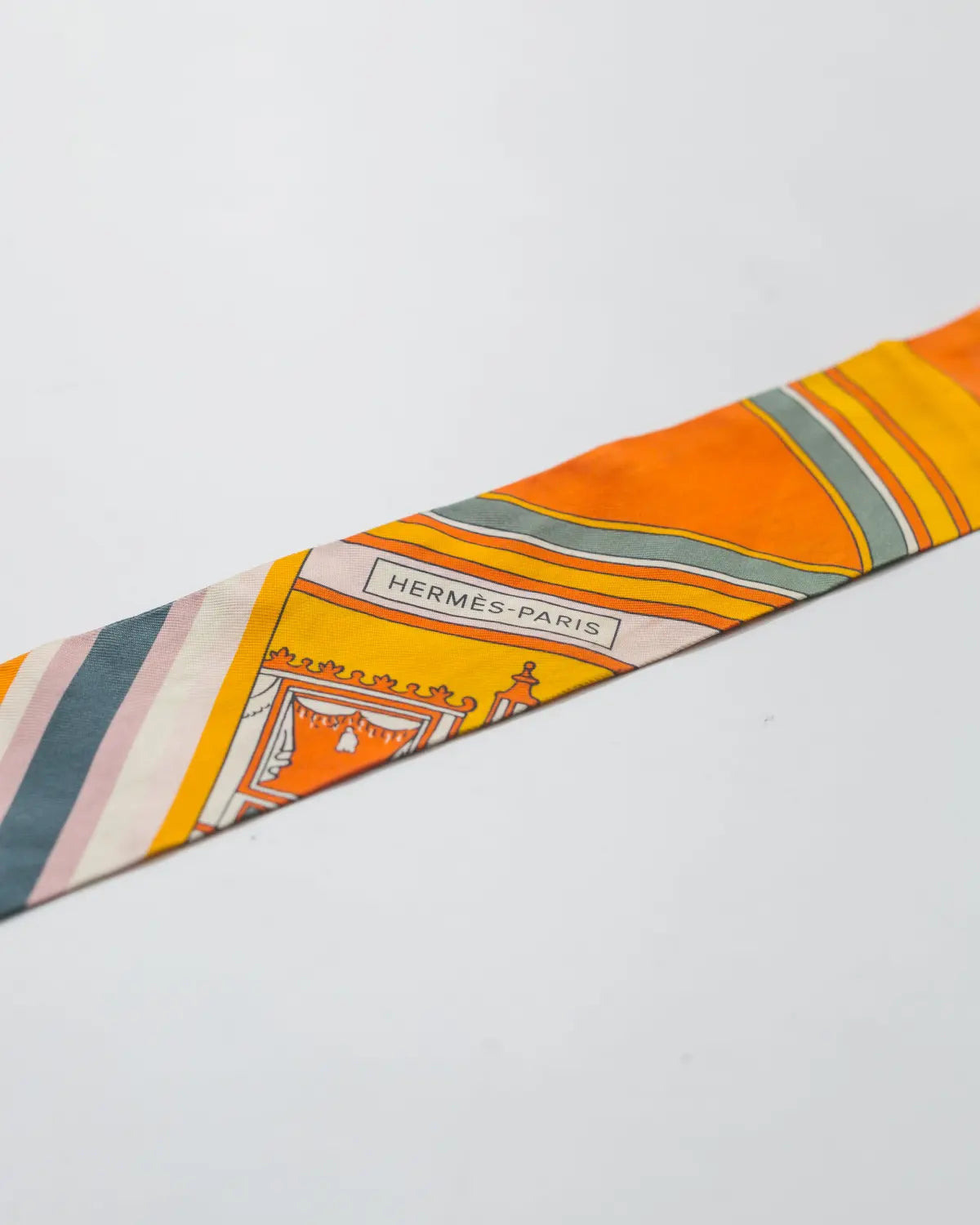 Hermés washington’s carriage (détail) silk twilly